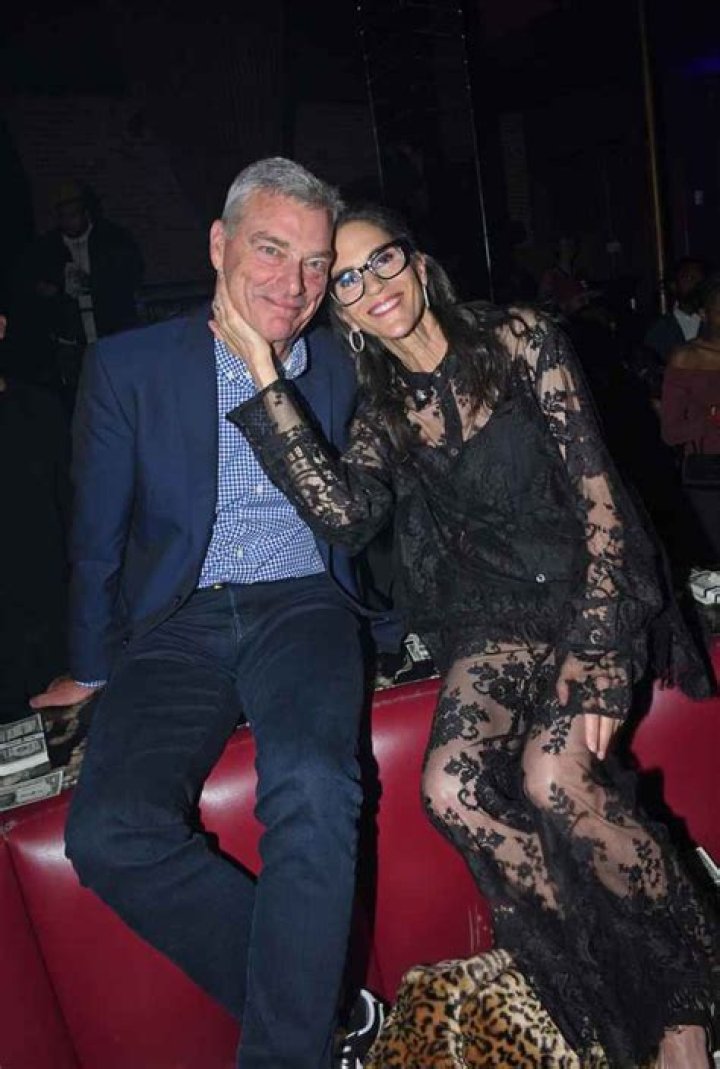 Discovering The Radiance Of Jami Gertz: A Star In Every Sense