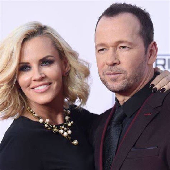 Donnie Wahlberg And Jenny McCarthy Shocking Divorce Details Revealed