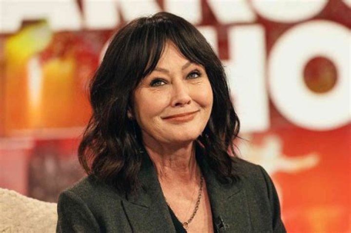 Exploring The Charm Of Shannen Doherty's Villa