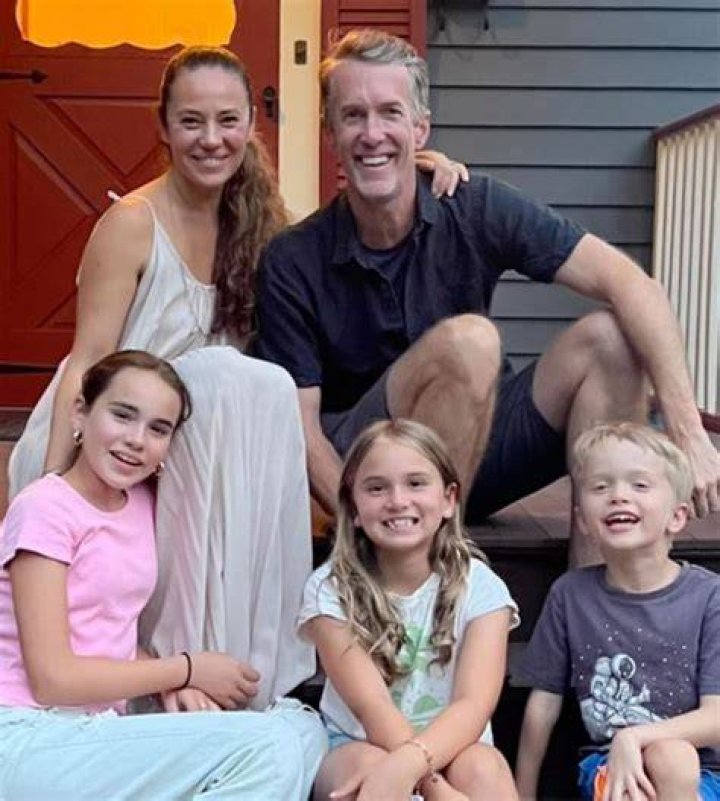 Exploring The Life Of Jay Harrington And His Esposa