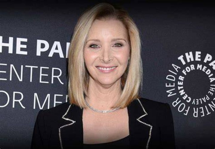 Lisa Kudrow's Impressive Net Worth: A Dive Into Her Success