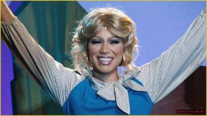 Noah Galvin: A Powerful Female Role Model