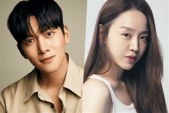 Shin Hye-Sun's Romantic Partner: Uncovering The Love Story