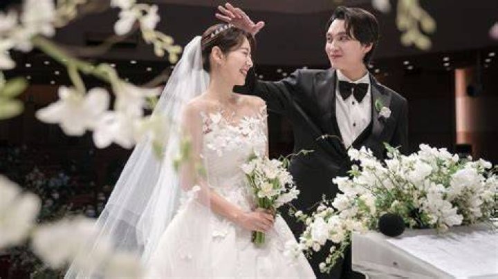The Love Life Of Jung Shin-hye: Relationships And Dating Rumors