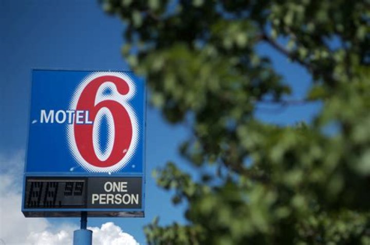 Tom Bodett: The Voice Behind The Humble Comfort Of Motel 6