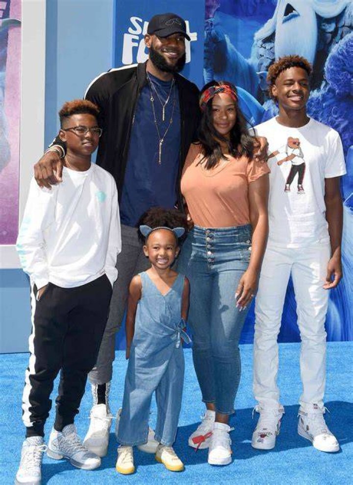 Tyler Perry's Family: A Deeper Look At His Wife And Children