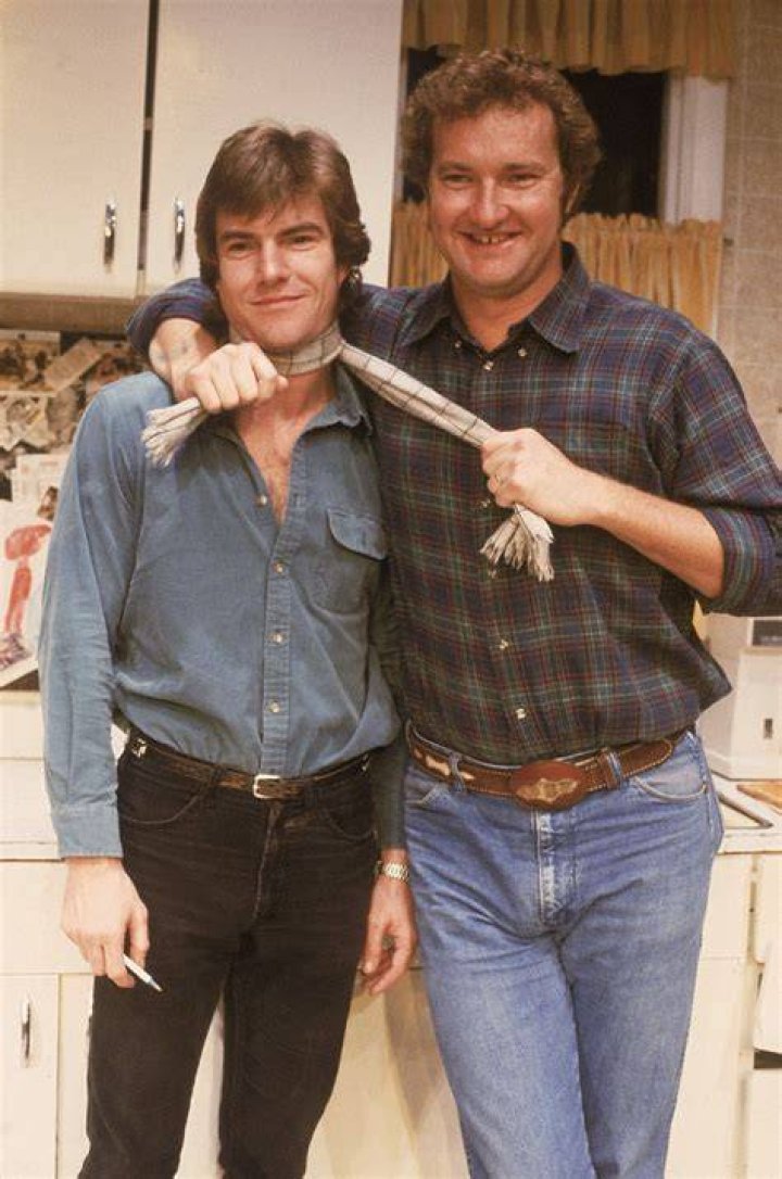 Unraveling The Connection: Is Dennis Quaid Related To Randy Quaid?