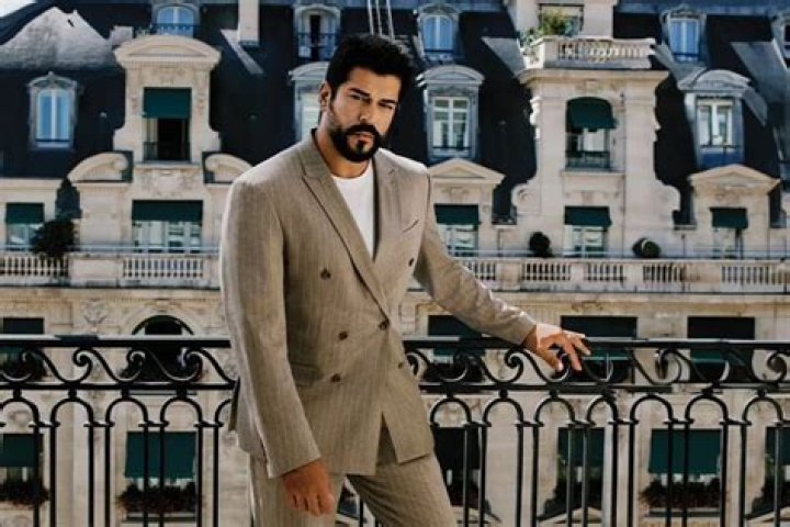 Unveiling Burak Özçivit's Fortune: A Journey Through Wealth And Success