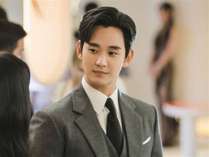 Unveiling Kim So Hyun: A Glimpse Into Her School Life In 2015