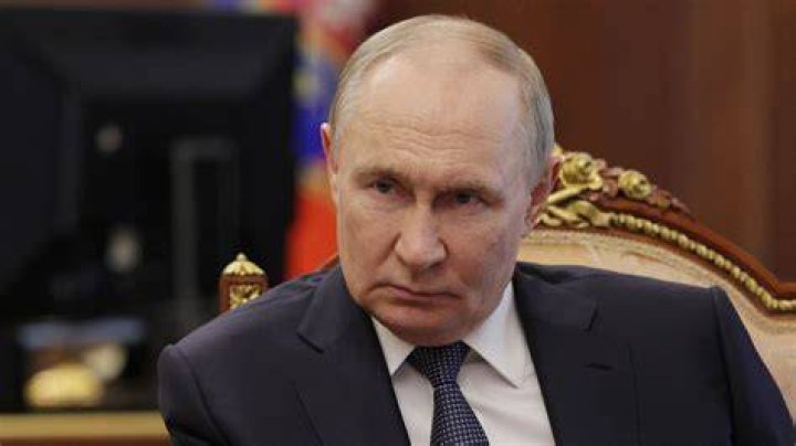 Unveiling Putin's Height: How Tall Is The Russian Leader?