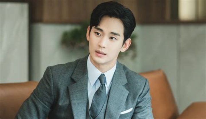 Unveiling The Career Of Kim Soo Hyun: A Journey Through Actress Dramas