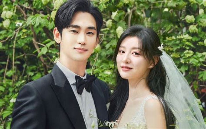 Unveiling The Mystery Of Kim Soo Hyun's Fiancé