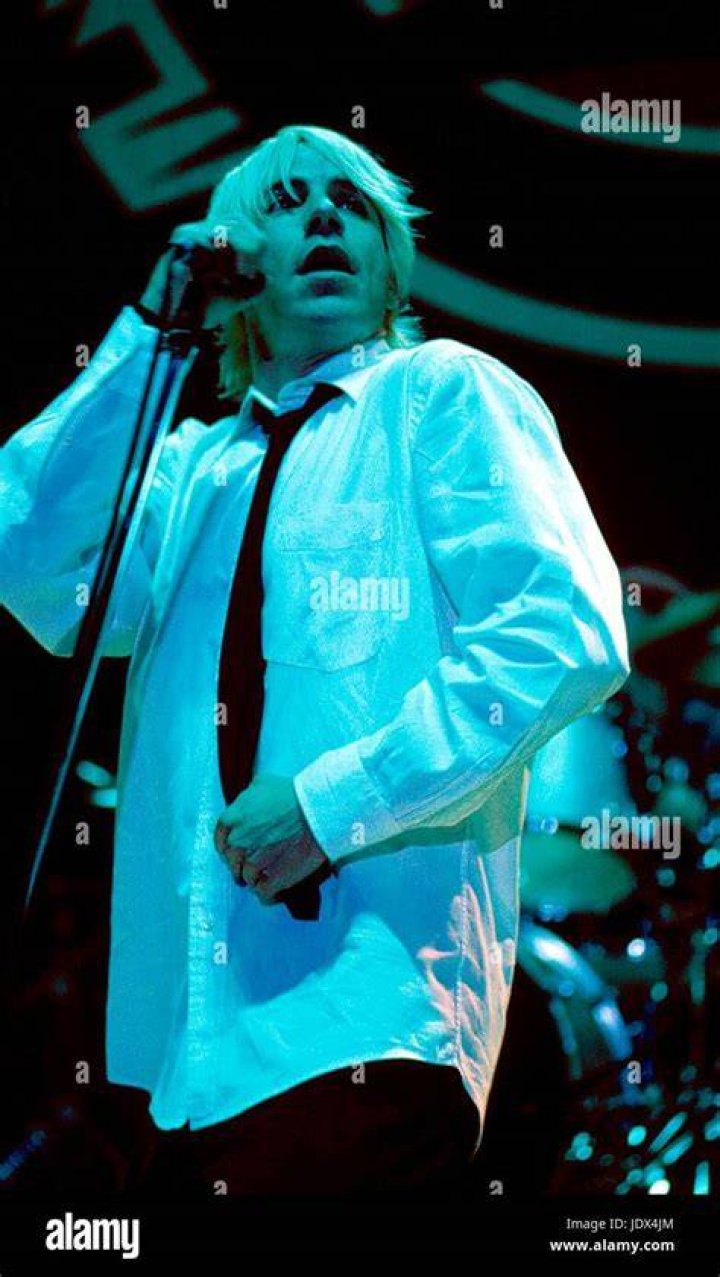 Unveiling The Vibrant Era Of Anthony Kiedis In 1999